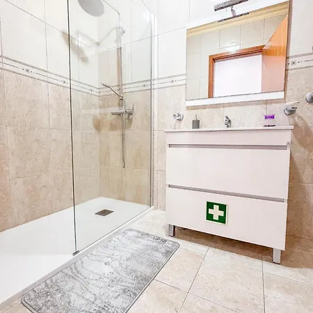 Casa Da Bela Vida * Calhetas